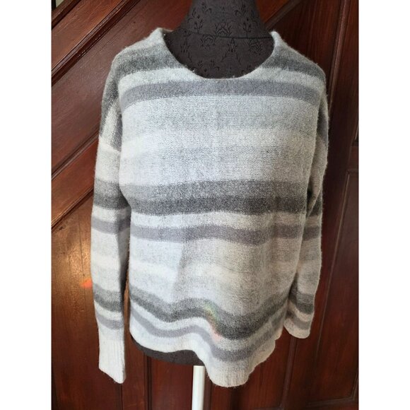 Gap Womens Gray Striped Wool Sweater Size L - Picture 1 of 6
